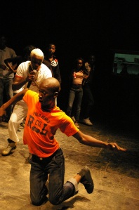 Danseurs de Kuduro, lors d'un live de Frédéric Galliano